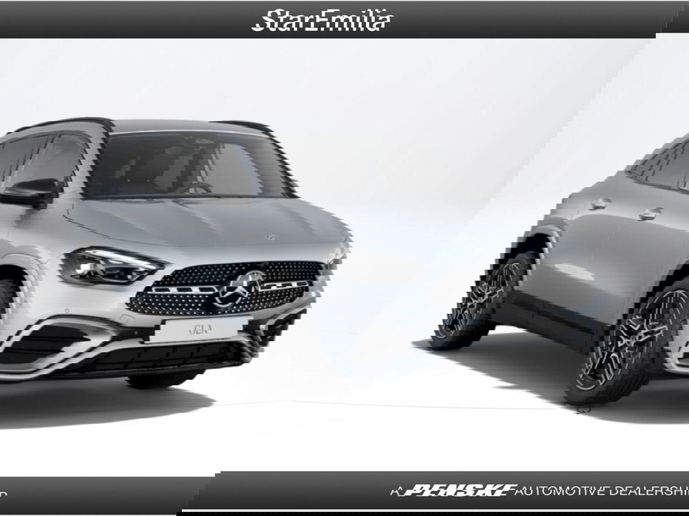 Mercedes-Benz GLA SUV nuova a Bologna
