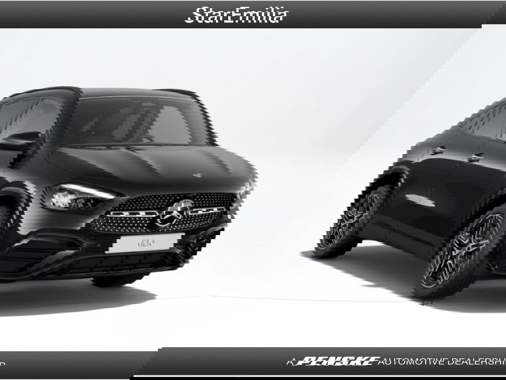 Mercedes-Benz GLA SUV nuova a Bologna