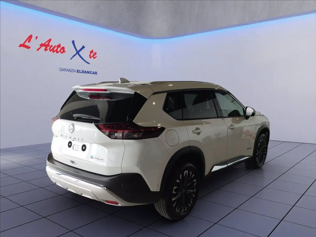 Nissan X-Trail nuova a Milano (4)