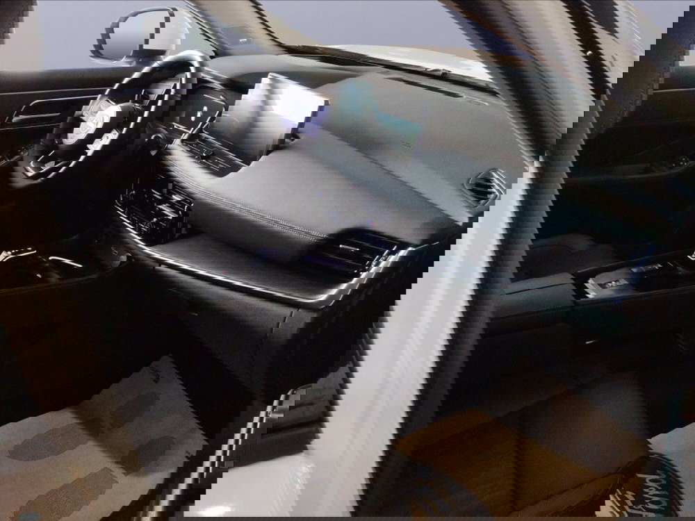 Nissan X-Trail nuova a Milano (5)