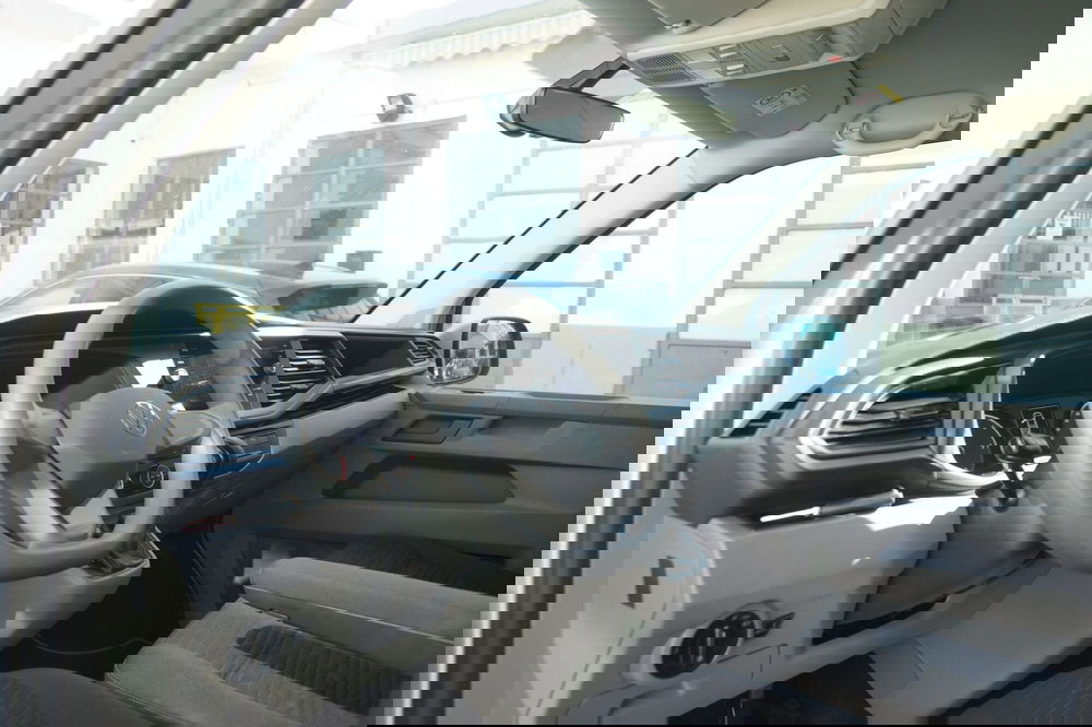 Volkswagen Veicoli Commerciali T6.1 usata a Torino (12)