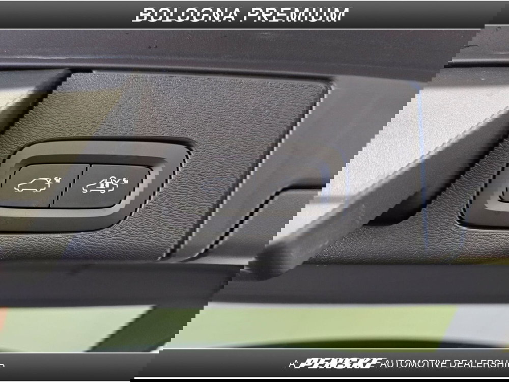 Volvo XC60 usata a Bologna (10)