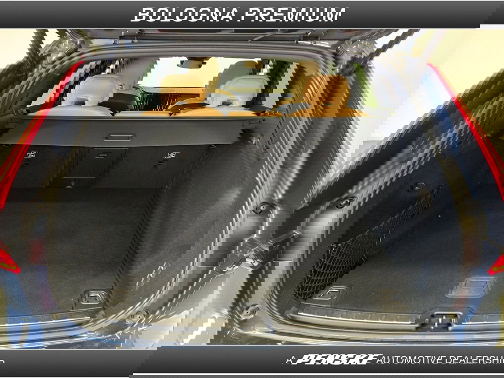 Volvo XC60 usata a Bologna (12)