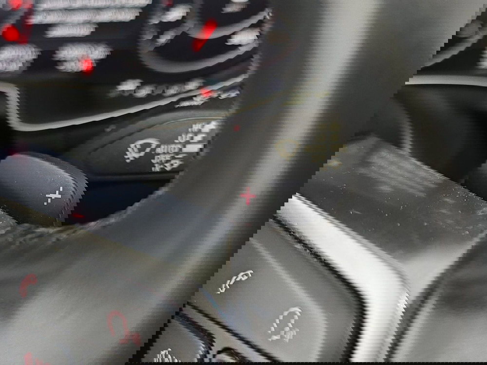 Audi TT Cabrio usata a Asti (19)