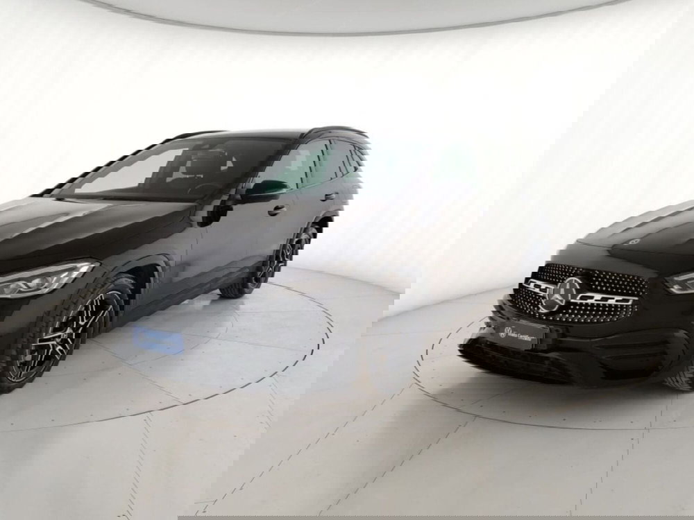 Mercedes-Benz GLA SUV usata a Massa-Carrara