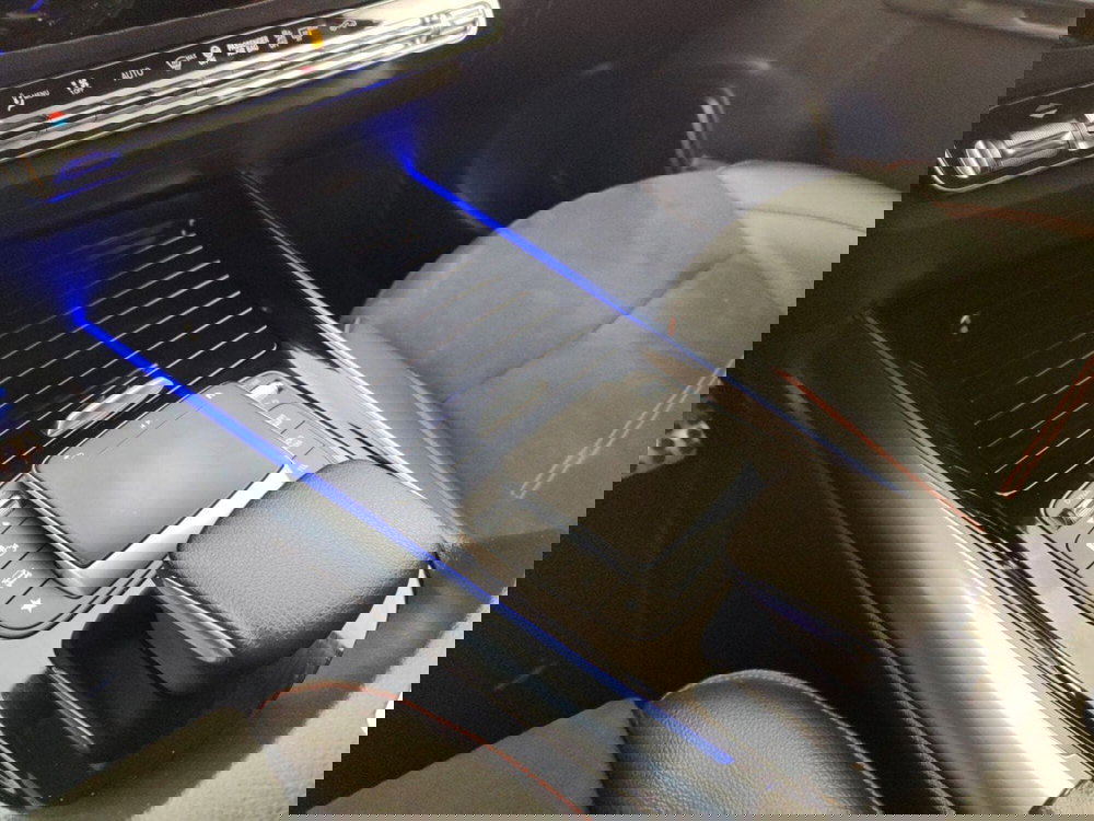 Mercedes-Benz GLA SUV usata a Massa-Carrara (11)