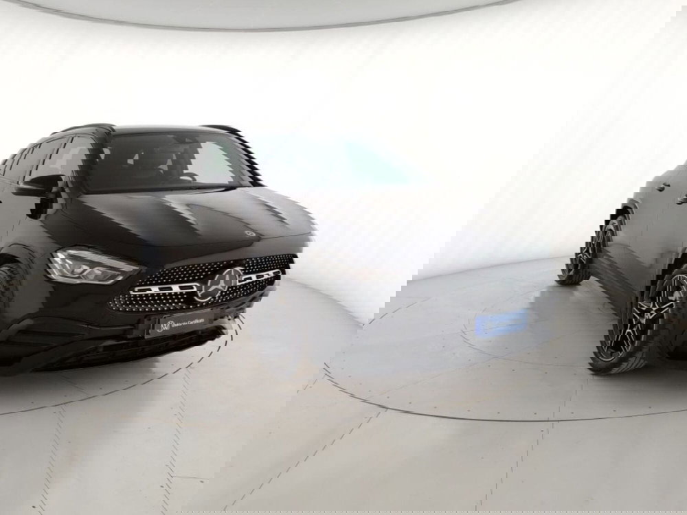 Mercedes-Benz GLA SUV usata a Massa-Carrara (4)