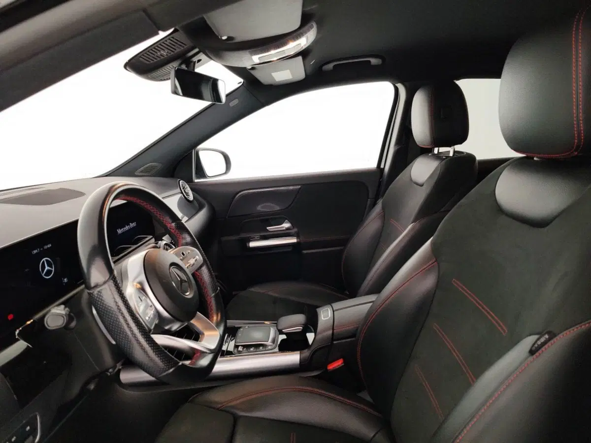 Mercedes-Benz GLA SUV usata a Massa-Carrara (6)