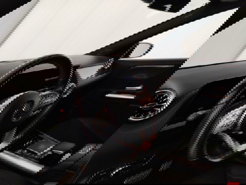 Mercedes-Benz GLA SUV usata a Massa-Carrara (7)