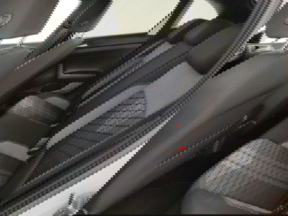 Volkswagen Taigo usata a Massa-Carrara (11)