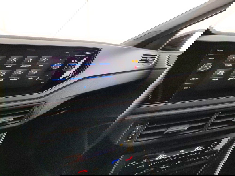 Volkswagen Taigo usata a Massa-Carrara (13)