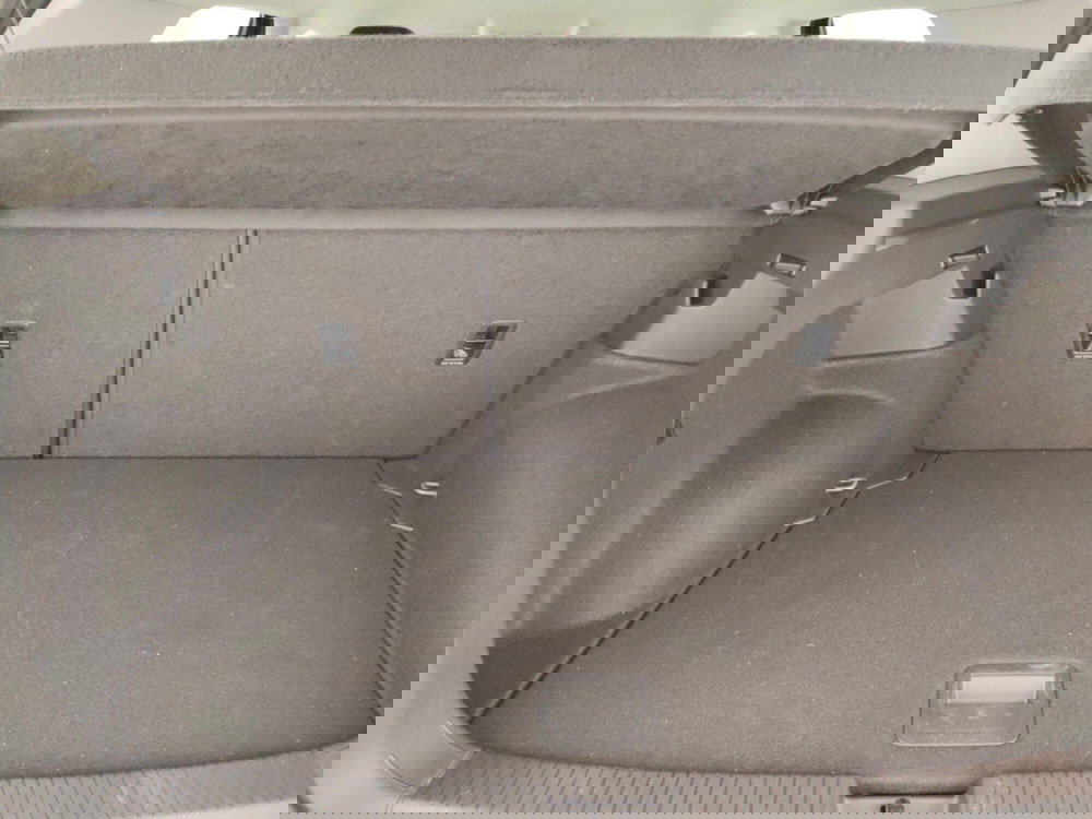 Volkswagen T-Cross usata a Massa-Carrara (15)