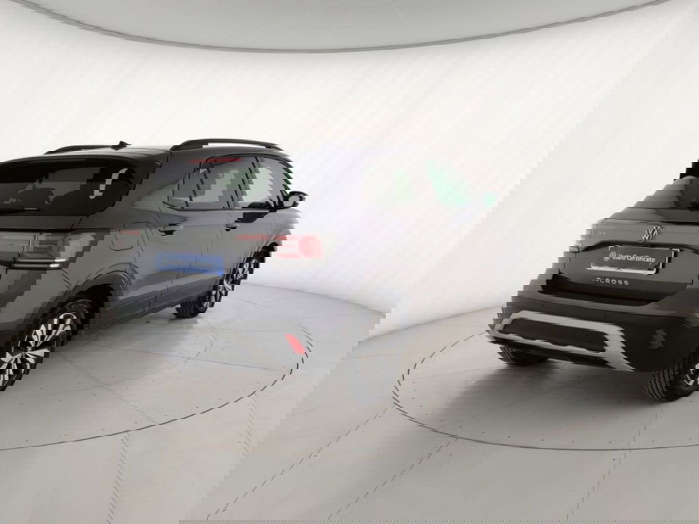 Volkswagen T-Cross usata a Massa-Carrara (3)