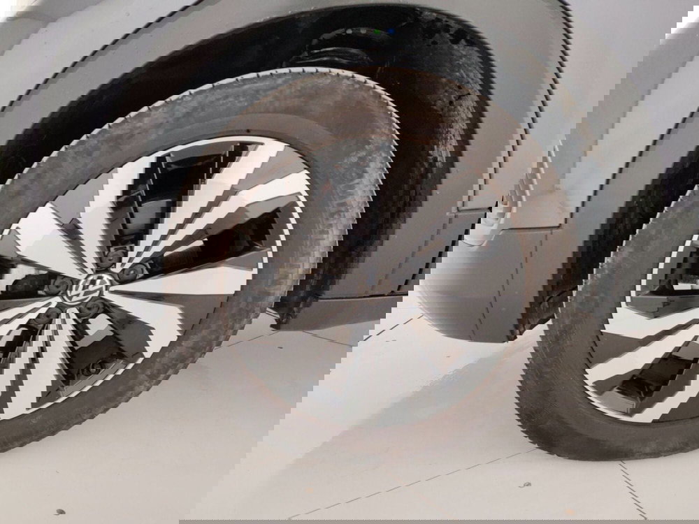 Volkswagen T-Cross usata a Massa-Carrara (6)