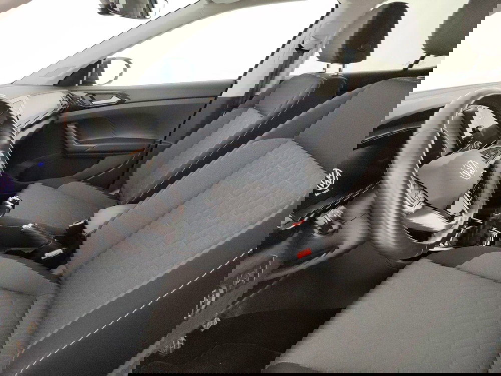Volkswagen T-Cross usata a Massa-Carrara (7)