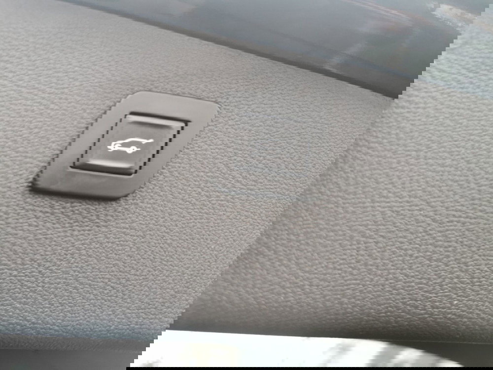 Opel Astra Station Wagon usata a Taranto (19)