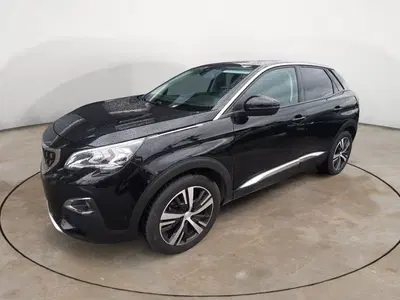 Peugeot 3008 BlueHDi 130 S&amp;S EAT8 Allure Pack del 2020 usata a Massafra