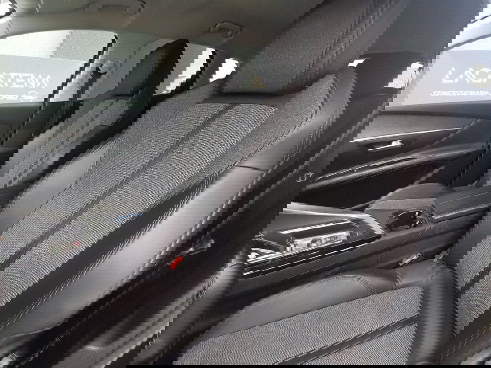 Peugeot 3008 usata a Taranto (10)