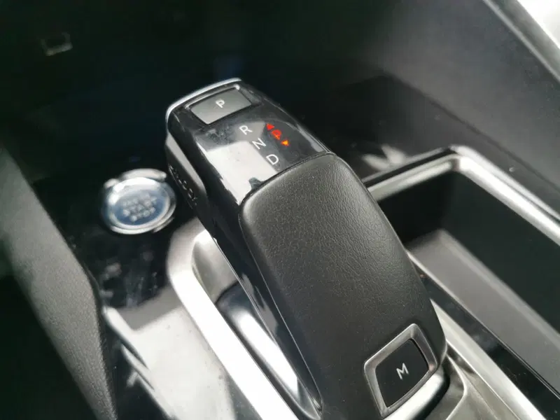 Peugeot 3008 usata a Taranto (12)