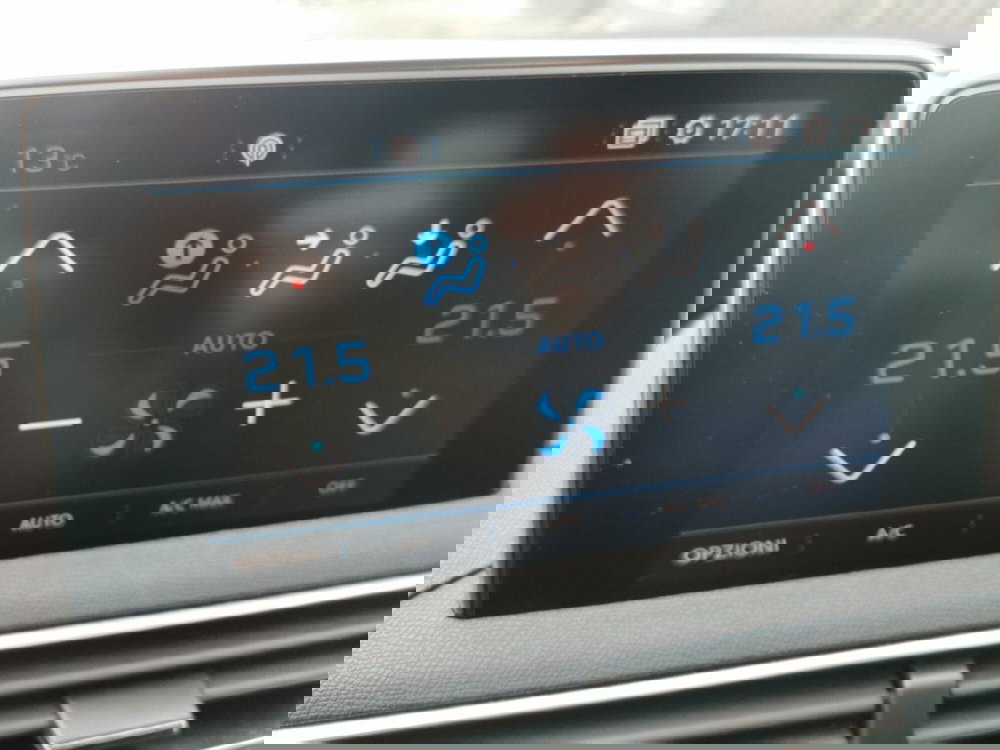 Peugeot 3008 usata a Taranto (13)