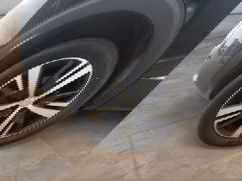 Peugeot 3008 usata a Taranto (8)