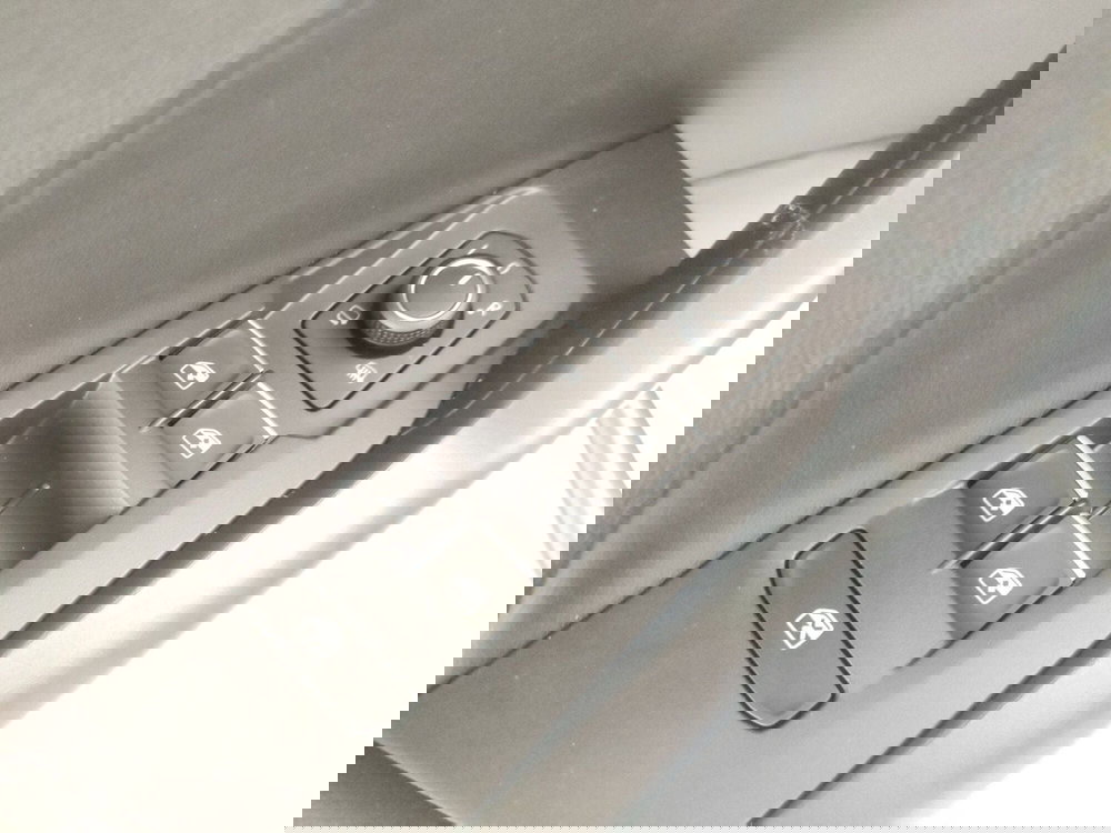 Volkswagen T-Cross nuova a Napoli (13)