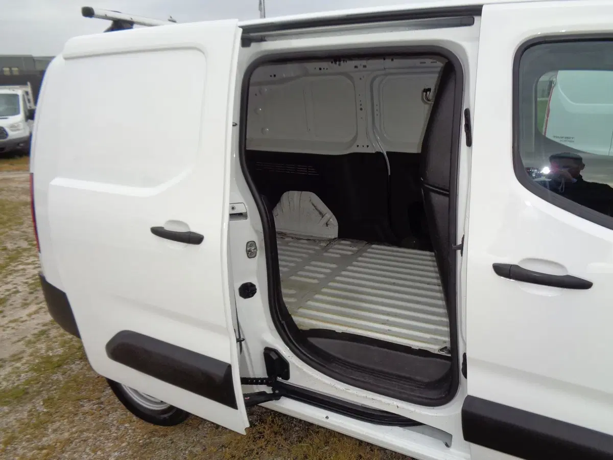 Opel Combo Furgone usata a Treviso (10)