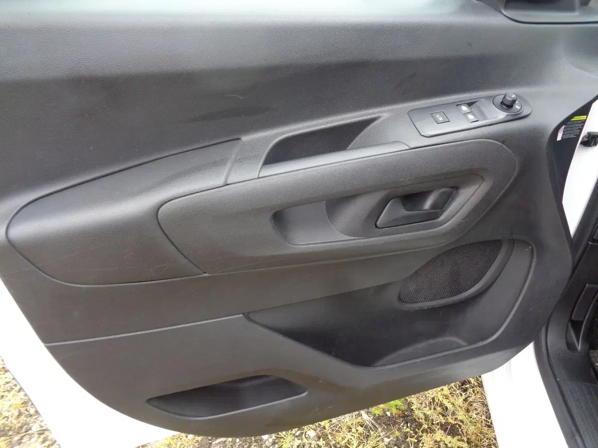 Opel Combo Furgone usata a Treviso (12)
