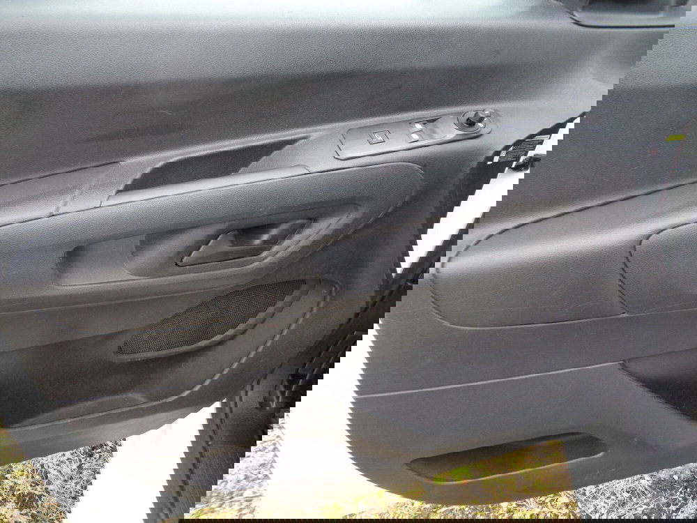 Opel Combo Furgone usata a Treviso (12)