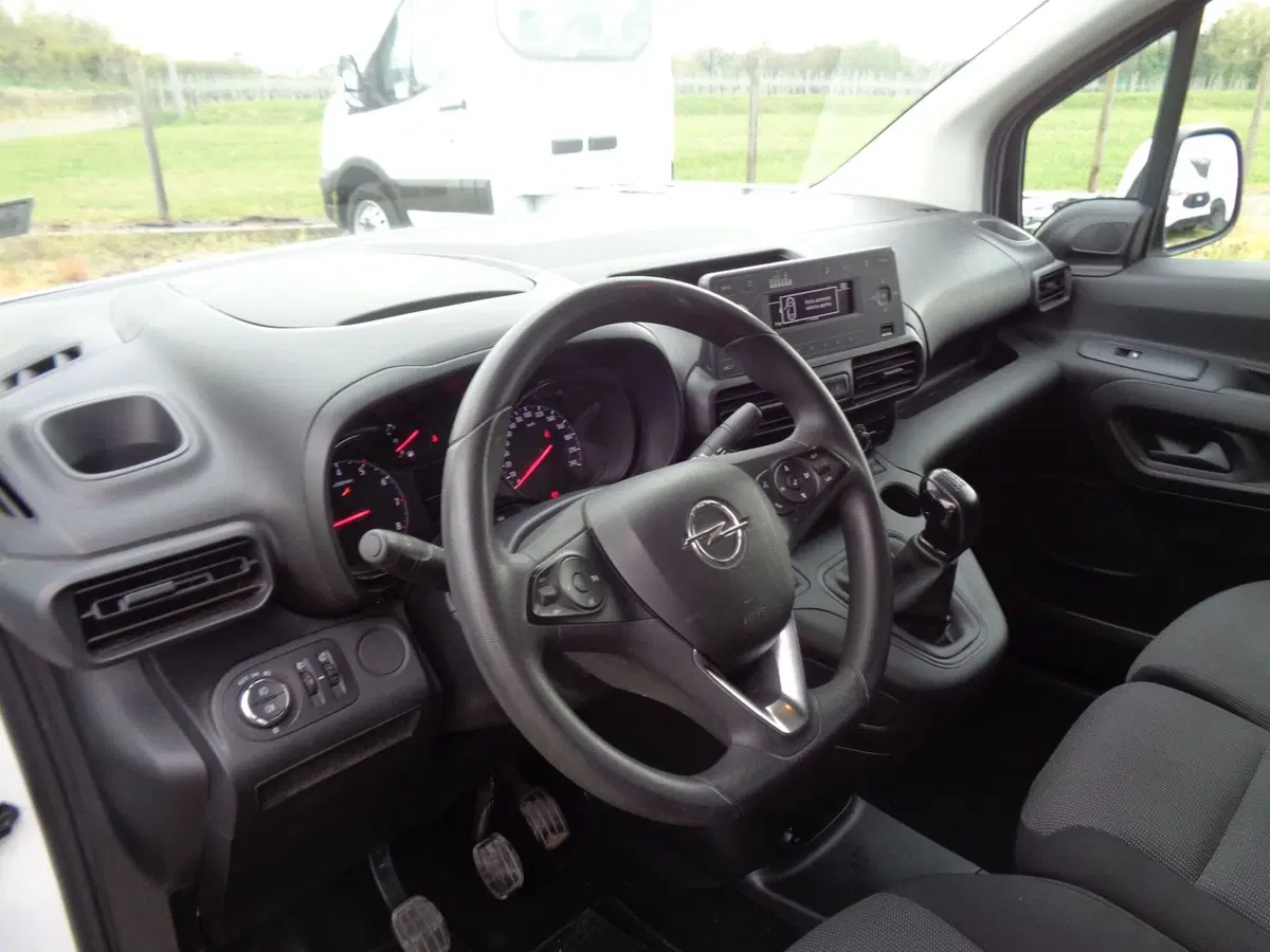 Opel Combo Furgone usata a Treviso (14)