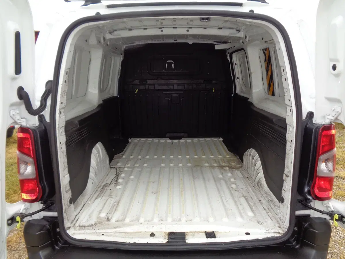 Opel Combo Furgone usata a Treviso (9)