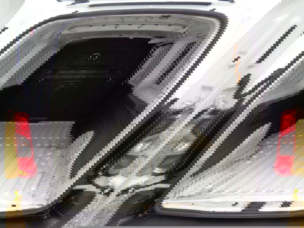 Opel Combo Furgone usata a Treviso (9)