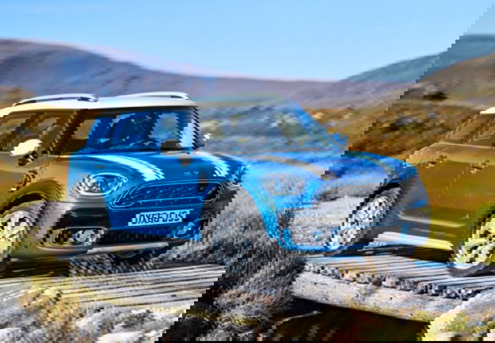 MINI Mini Countryman usata a Caserta (11)