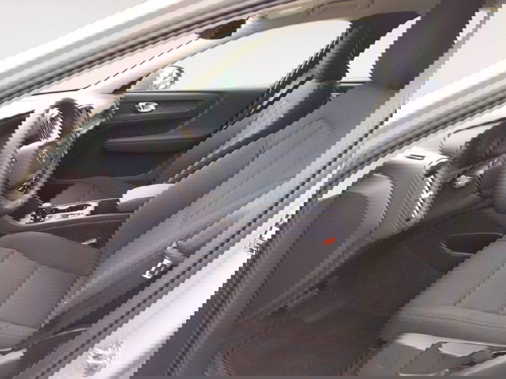 Volvo XC40 nuova a Ravenna (13)