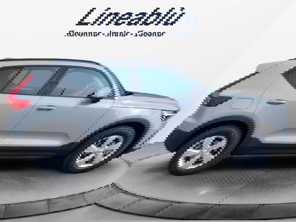 Volvo XC40 nuova a Ravenna (6)