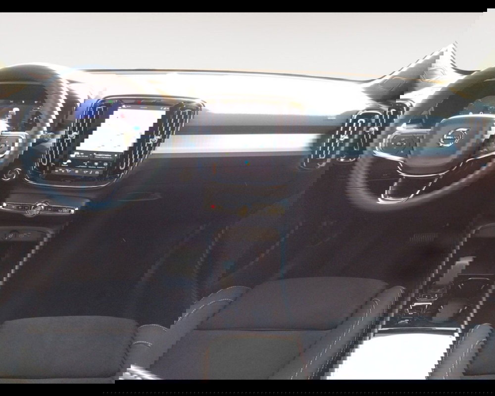 Volvo XC40 nuova a Bologna (11)