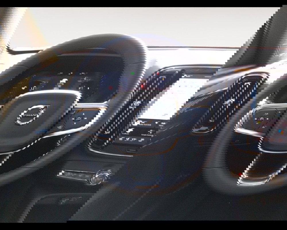Volvo XC40 nuova a Bologna (14)