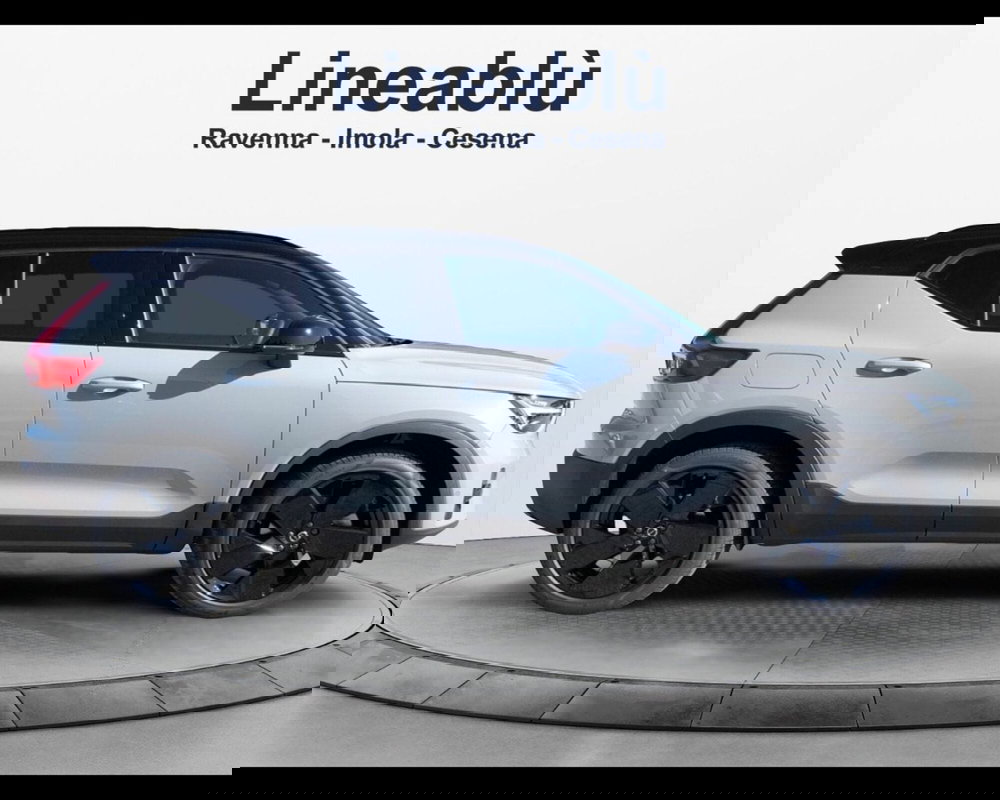 Volvo XC40 nuova a Bologna (4)