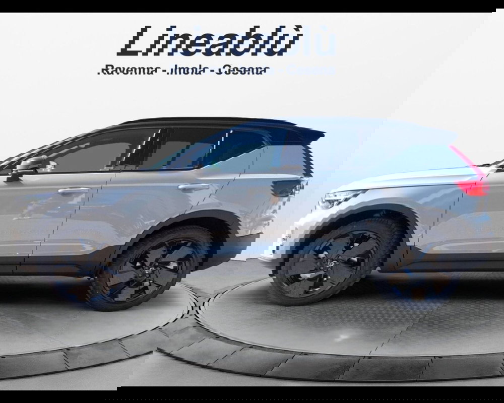 Volvo XC40 nuova a Bologna (7)