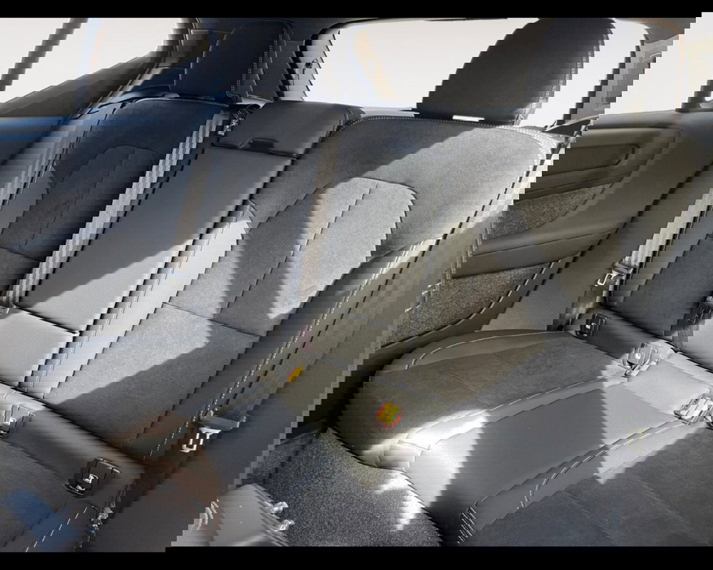 Volvo XC40 nuova a Ravenna (13)