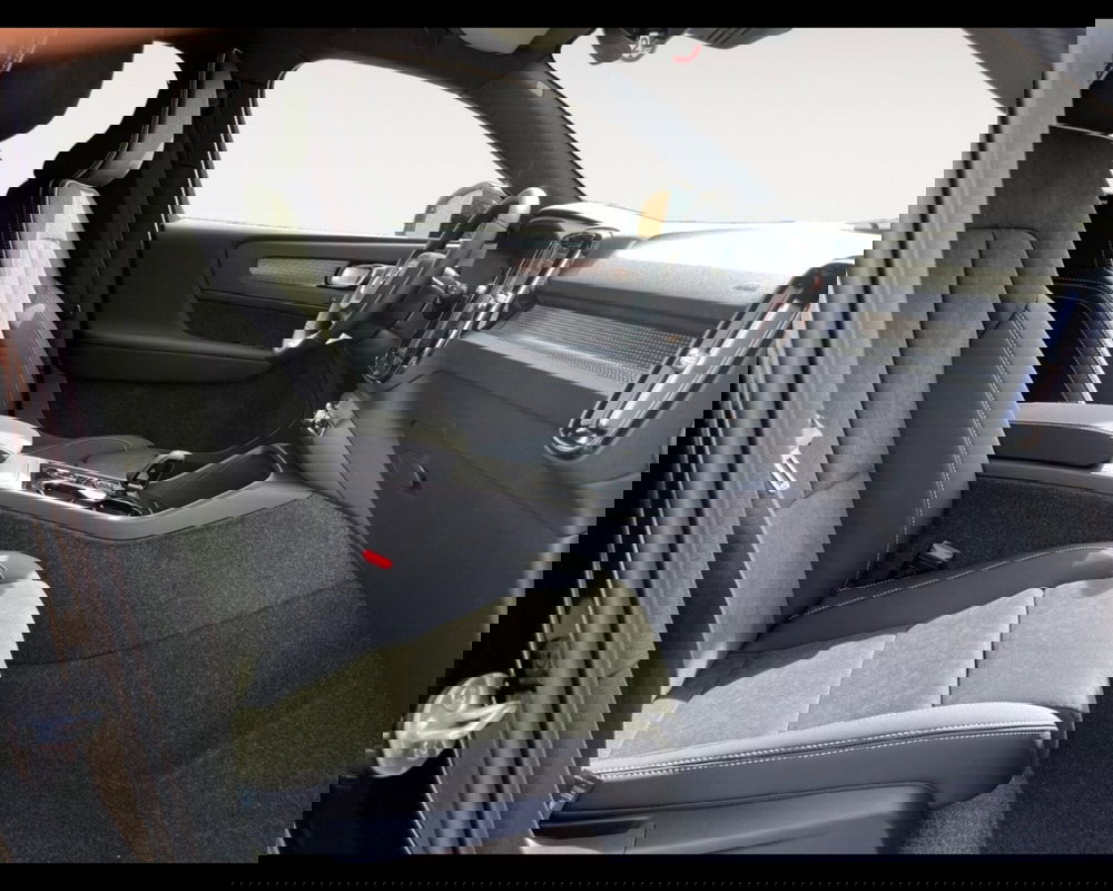 Volvo XC40 nuova a Ravenna (15)