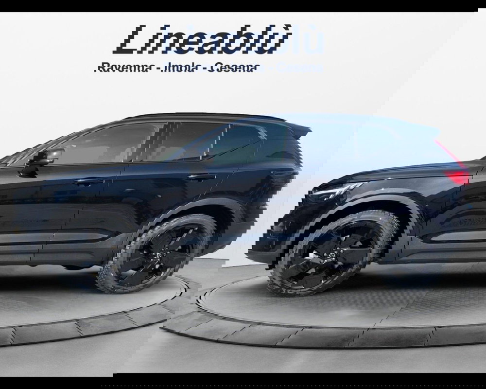 Volvo XC40 nuova a Ravenna (6)