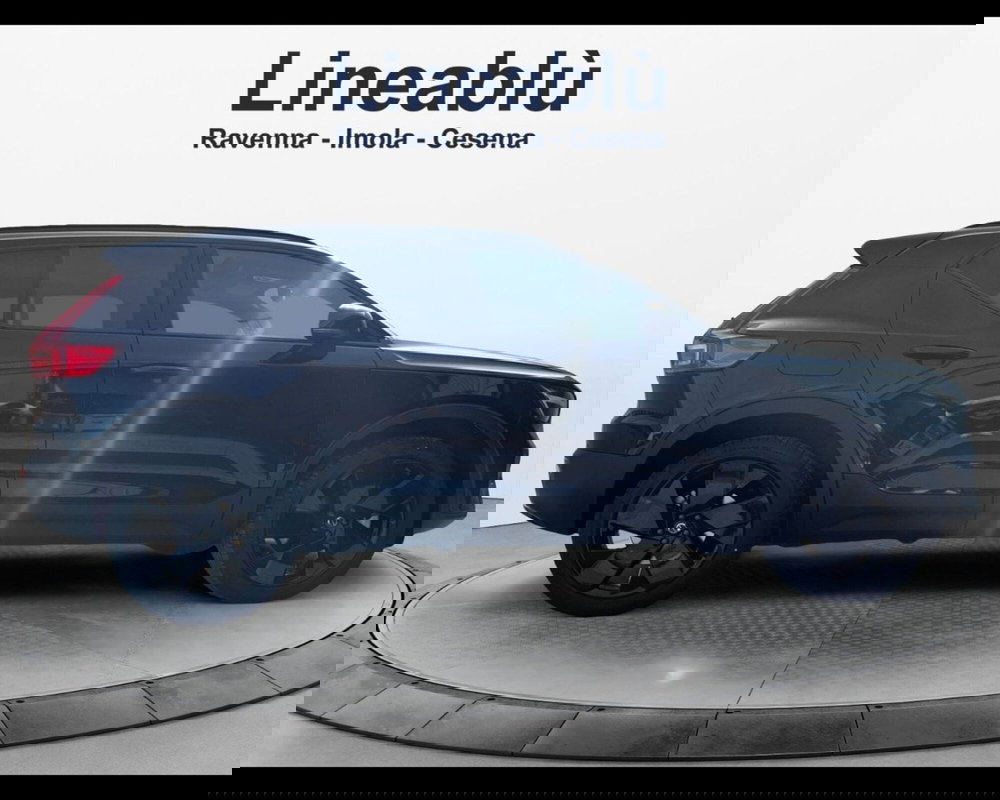 Volvo XC40 nuova a Ravenna (7)