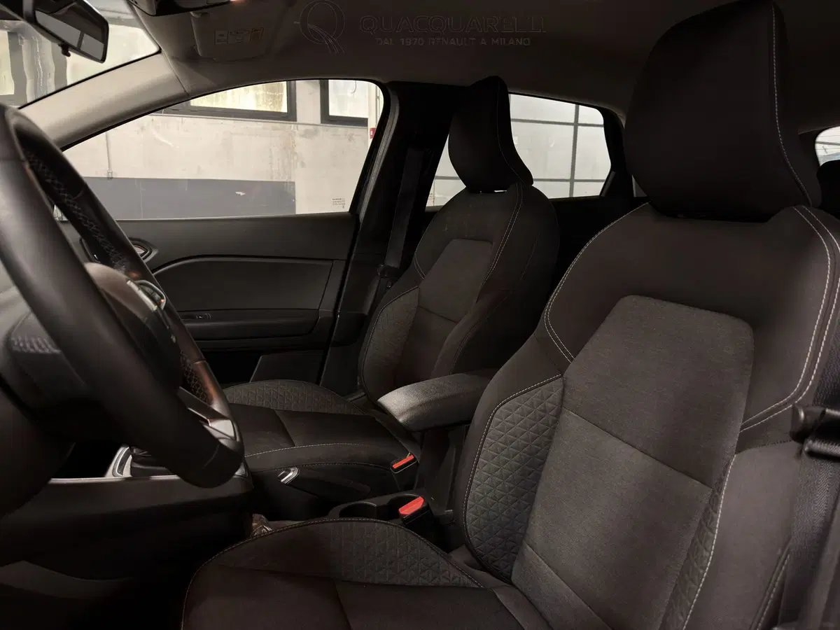 Renault Captur usata a Milano (15)