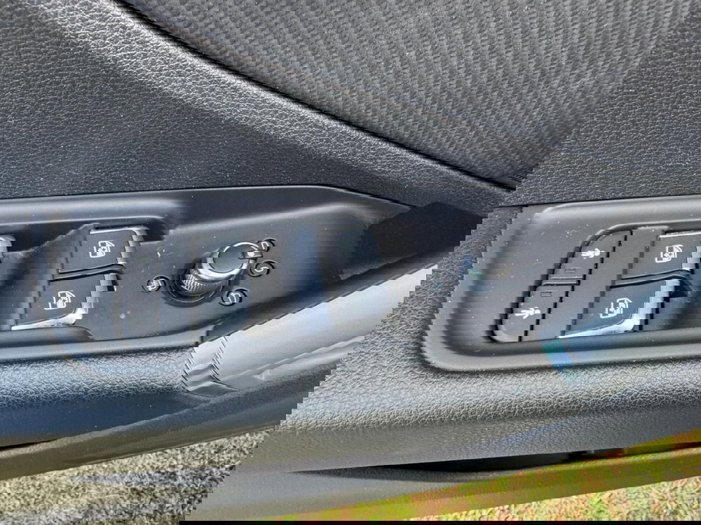 Audi Q2 usata a Salerno (15)