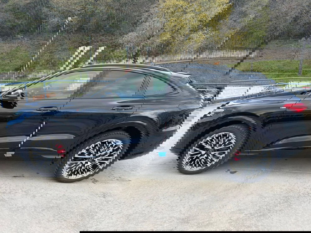 Audi Q5 Sportback nuova a Salerno (10)