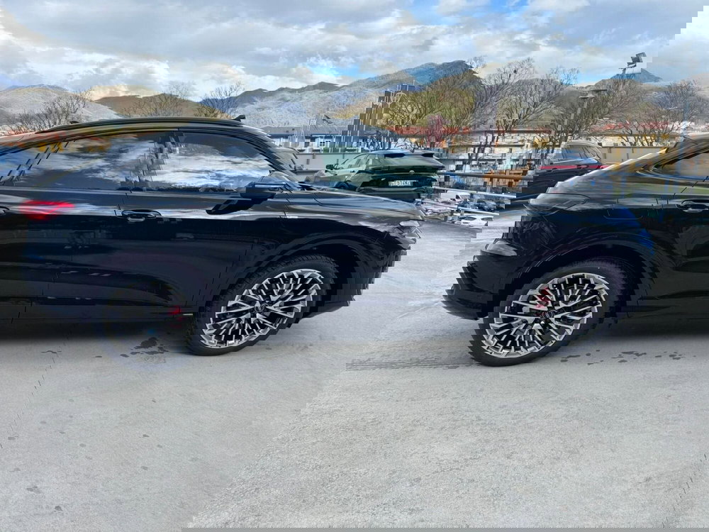 Audi Q5 Sportback nuova a Salerno (14)