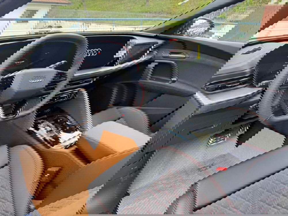 Audi Q5 Sportback nuova a Salerno (17)