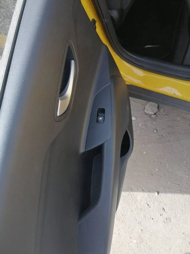 Kia Stonic usata a Salerno (17)