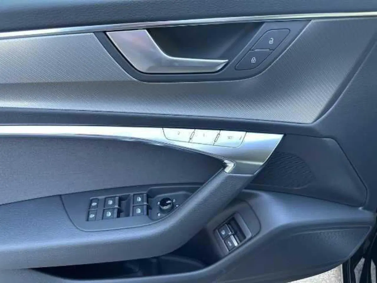 Audi A6 Avant nuova a Pistoia (16)